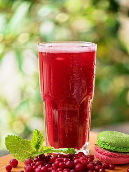 蔓越莓果汁飲料 天然果汁與無(wú)酒精的健康選擇